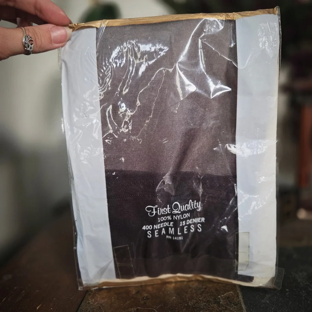 Carol Brent Nylons Black Glitter Vintage 1970s Seamless Wet Look Stockings 10.5